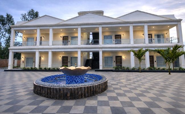 The Lychee, Jim Corbett 